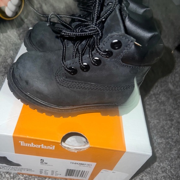 Timberland boots - Picture 2 of 3